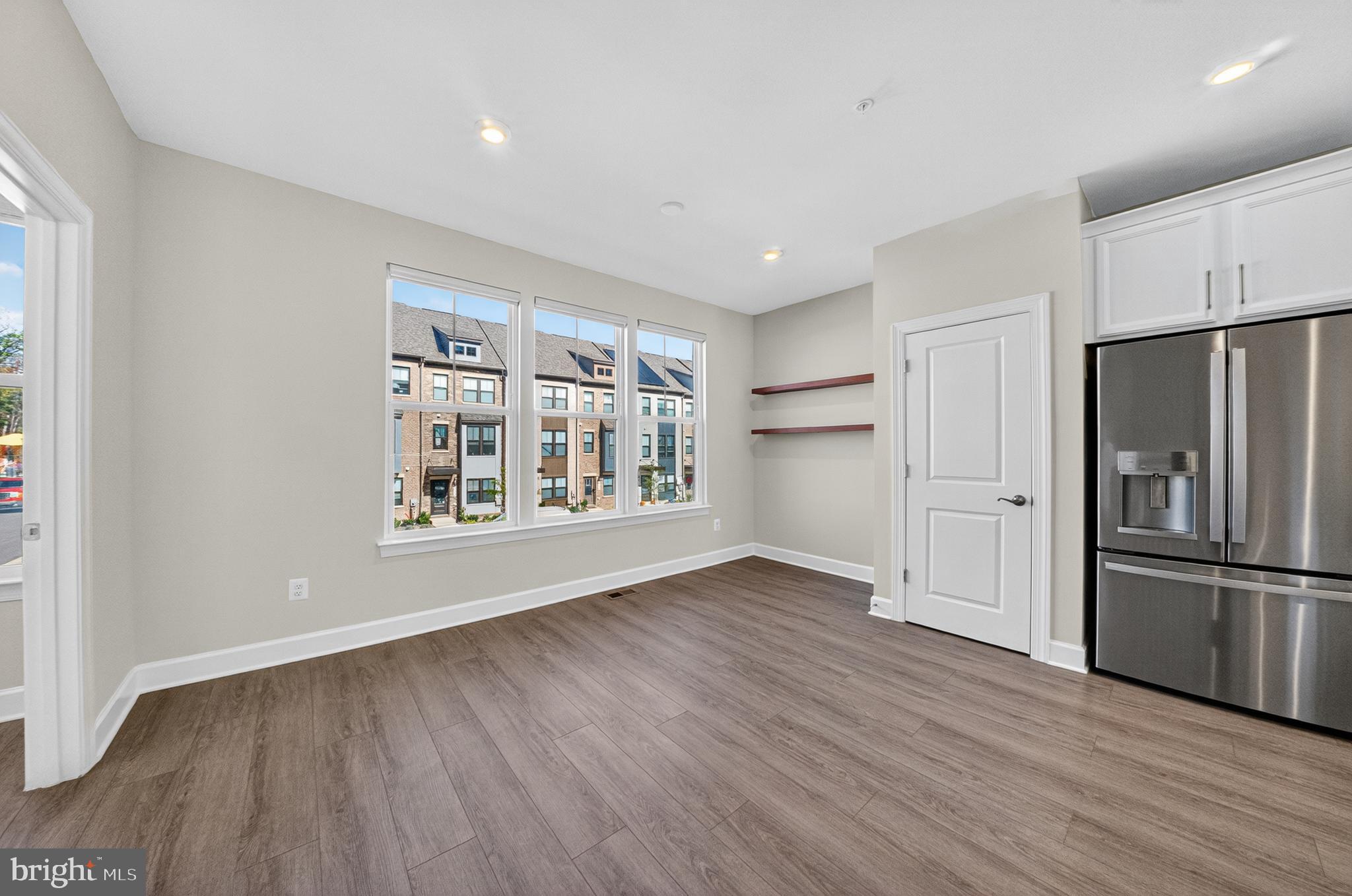 GATEWAY WEST - Residential Lease