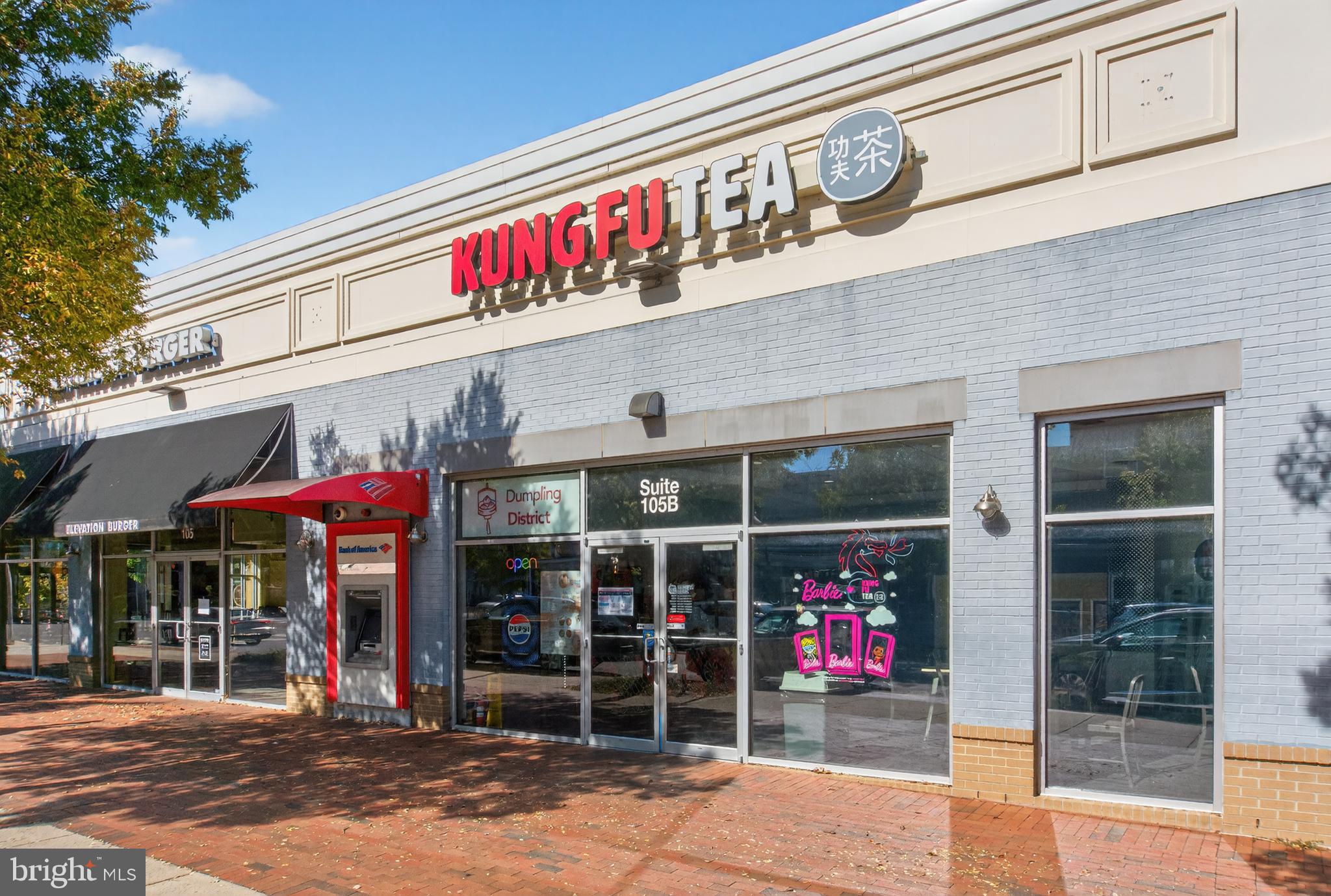 GATEWAY WEST - Residential Lease