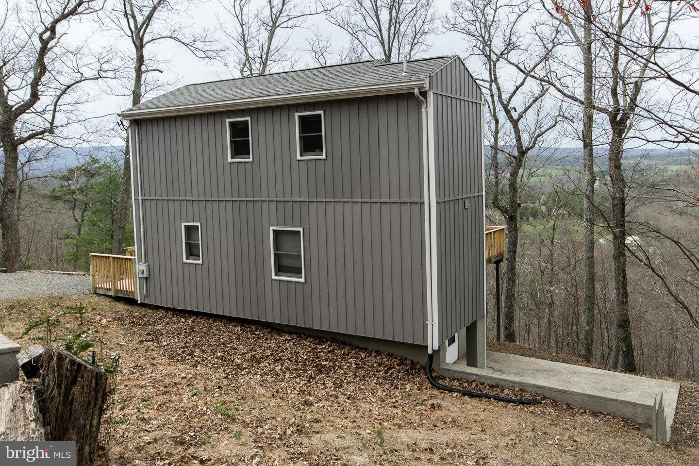 MALLARD CREEK - Residential