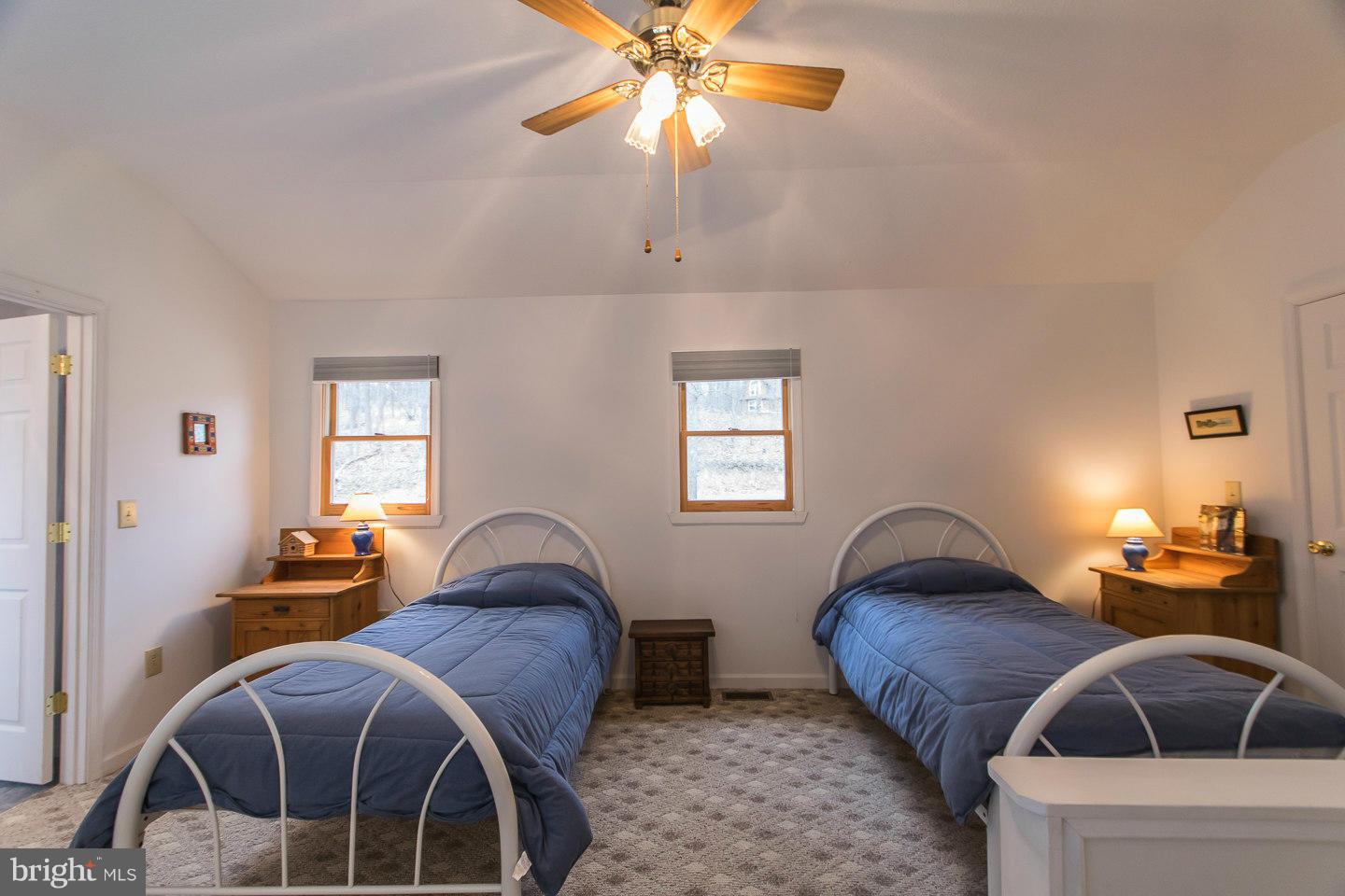 MALLARD CREEK - Residential