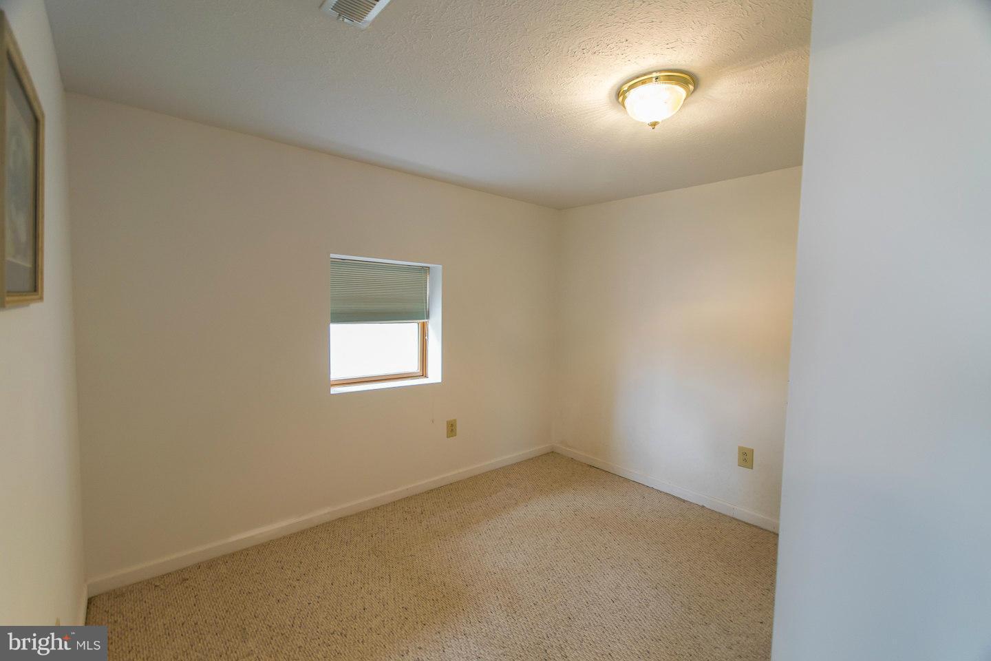 MALLARD CREEK - Residential