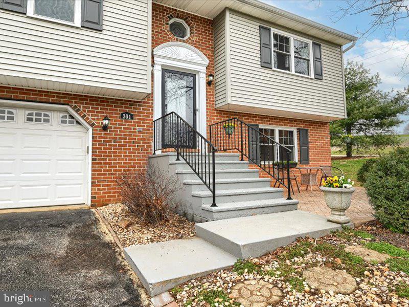 WINDSOR TWP - Residential