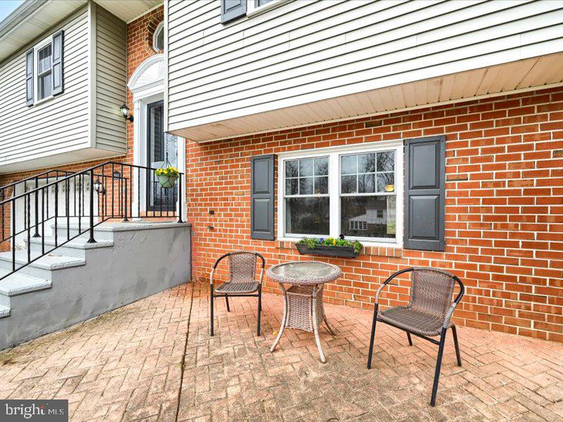 WINDSOR TWP - Residential