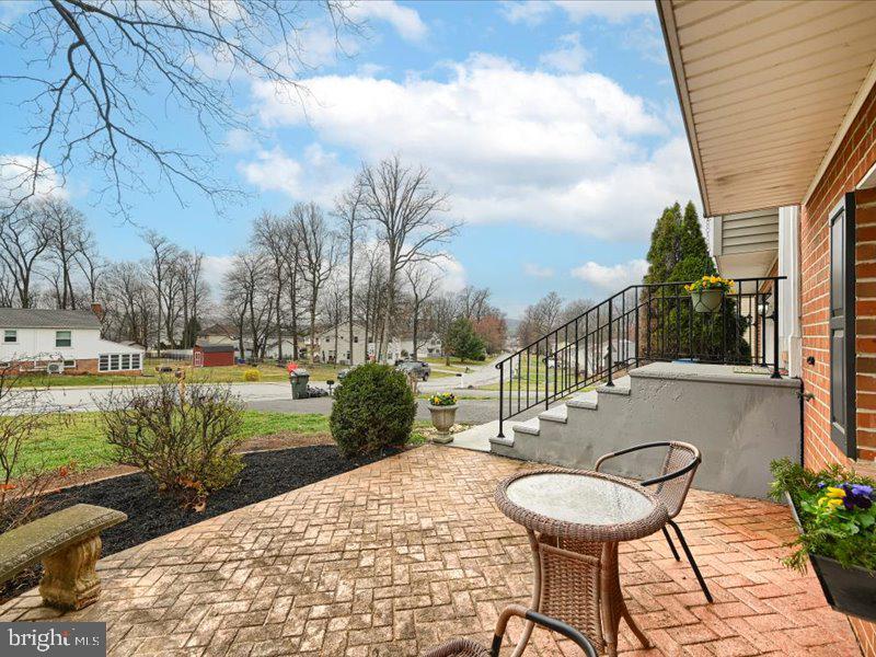 WINDSOR TWP - Residential