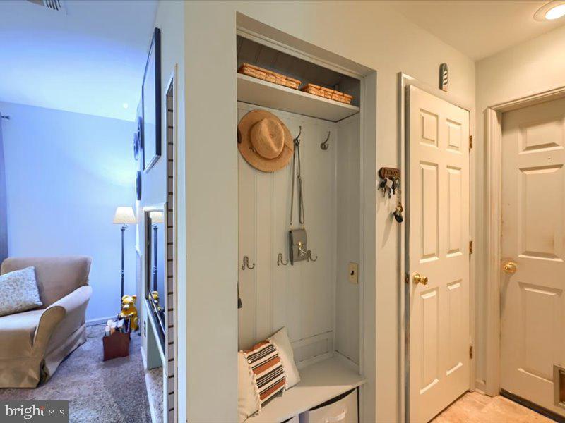 WINDSOR TWP - Residential