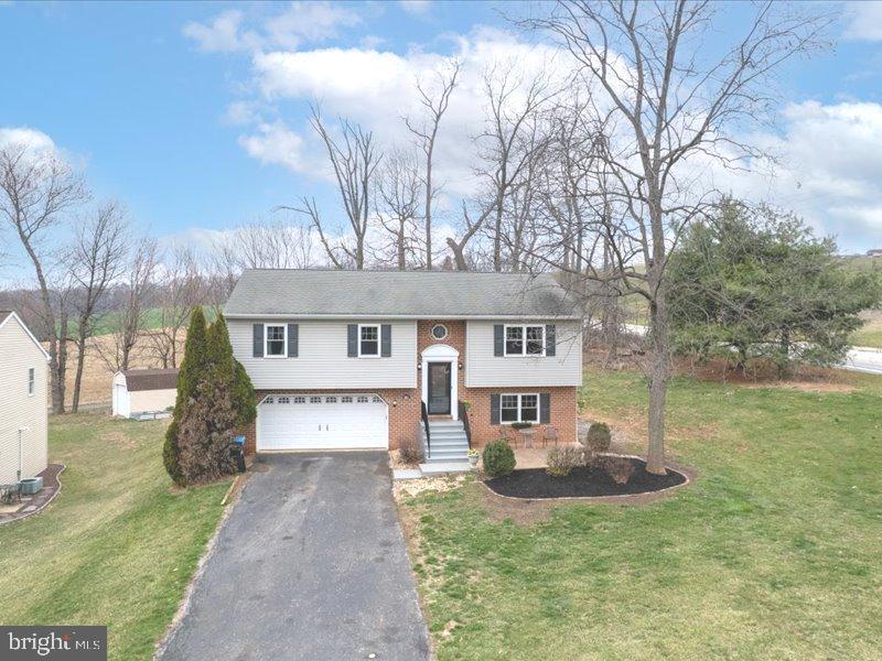 WINDSOR TWP - Residential