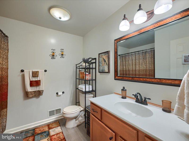 WINDSOR TWP - Residential