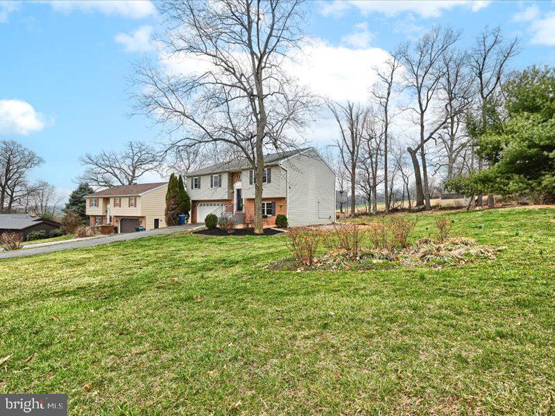 WINDSOR TWP - Residential