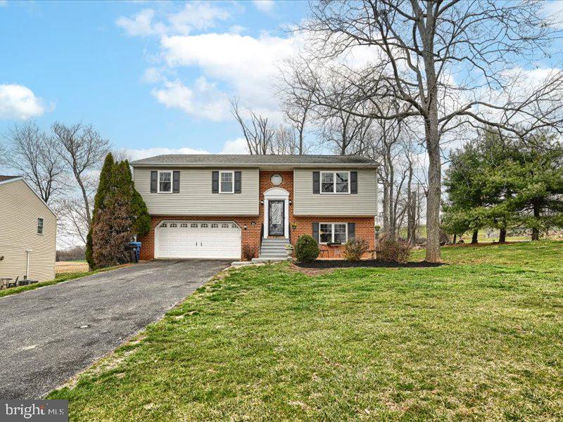 WINDSOR TWP - Residential