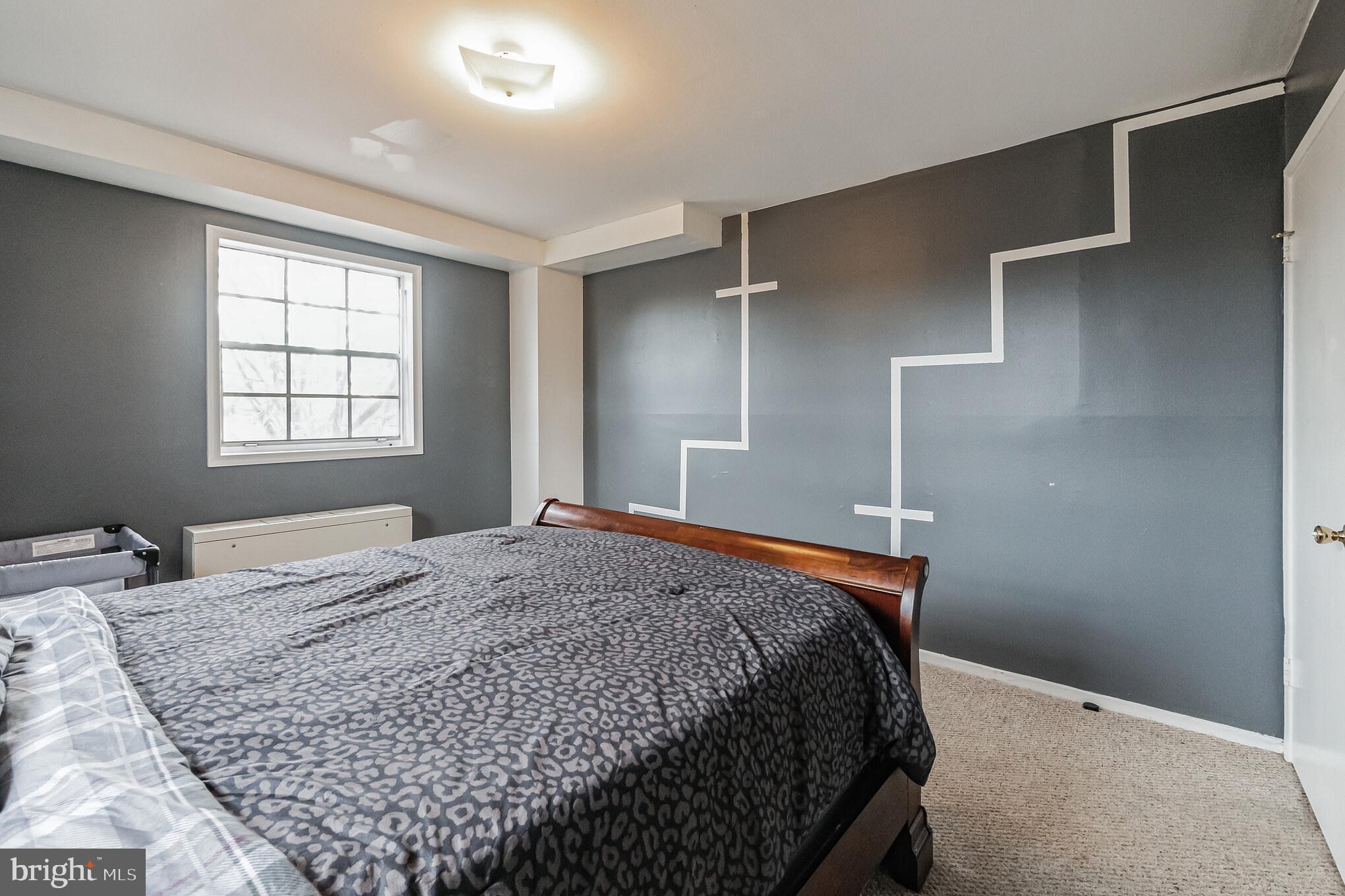 MONTPELIER VILLAGE - Residential