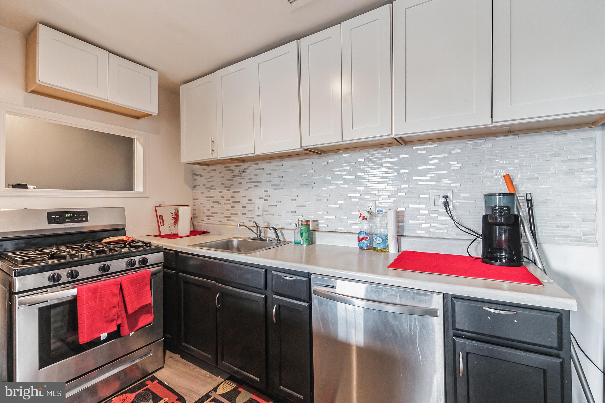 MONTPELIER VILLAGE - Residential