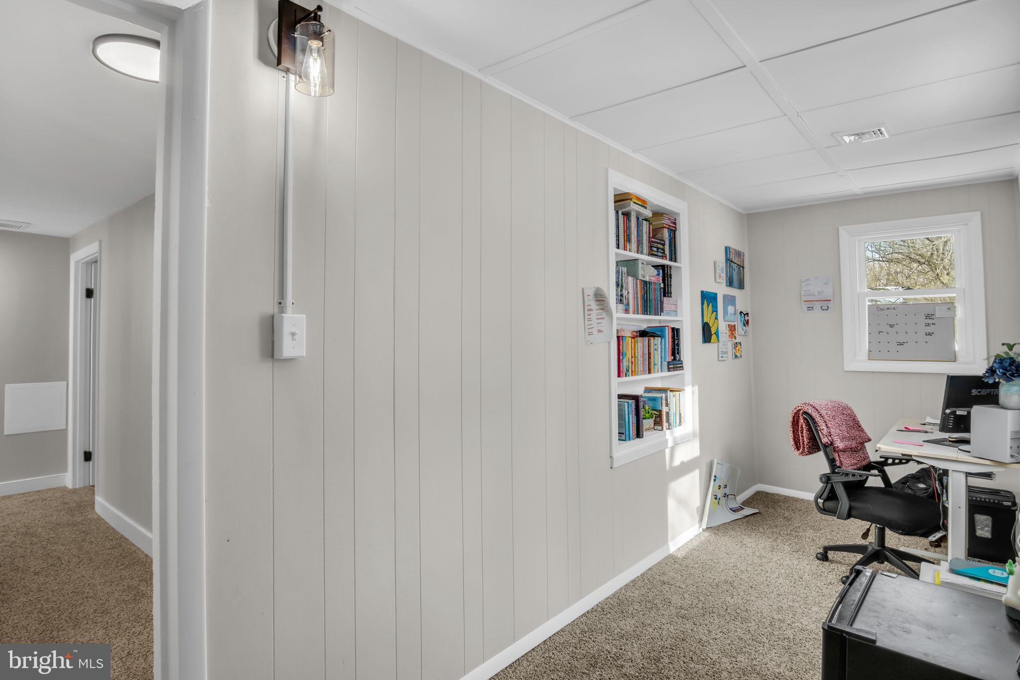 NEWVILLE - Residential