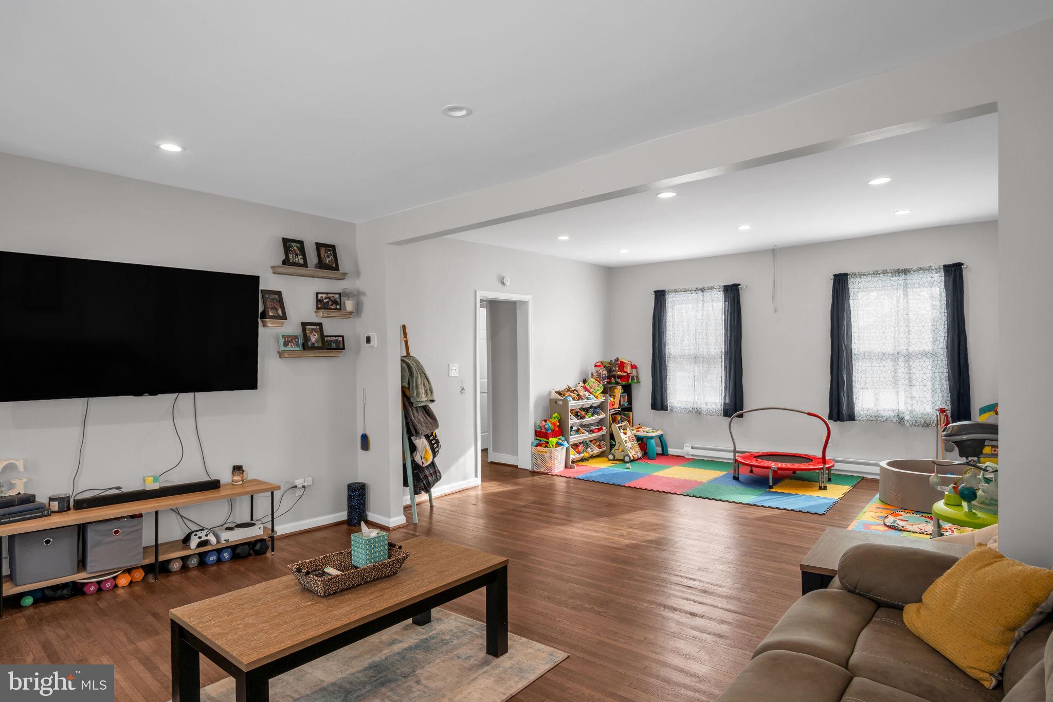 NEWVILLE - Residential