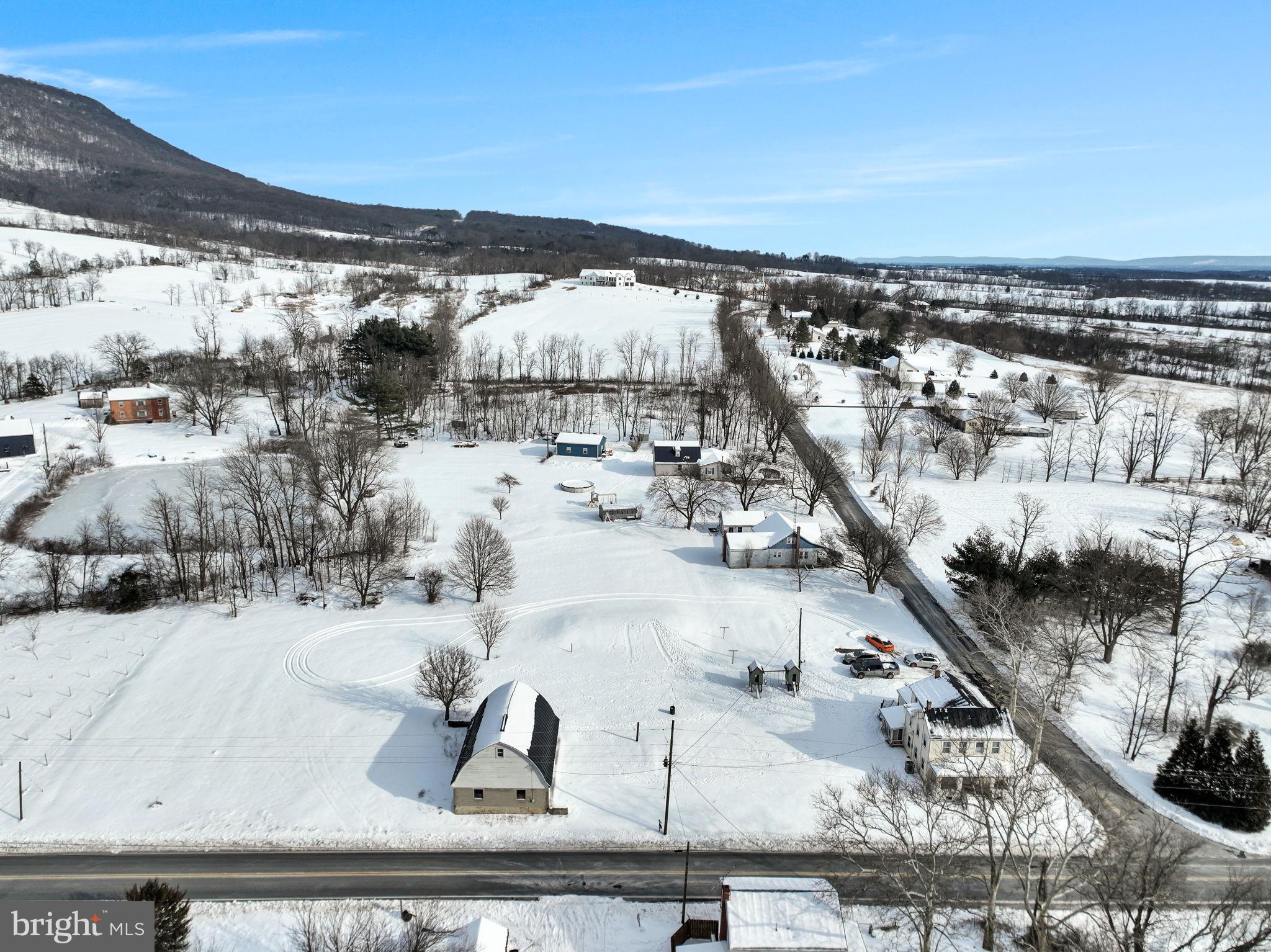 NEWVILLE - Residential