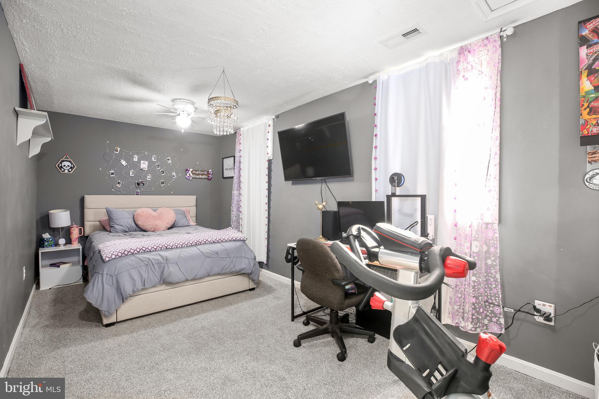 CABIN CREEKWOOD - Residential