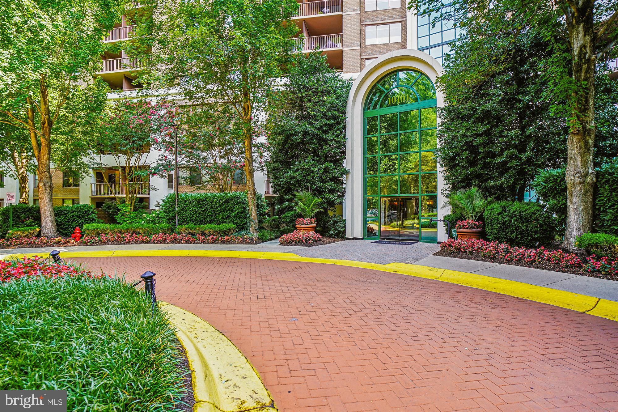 GROSVENOR PARK - Residential