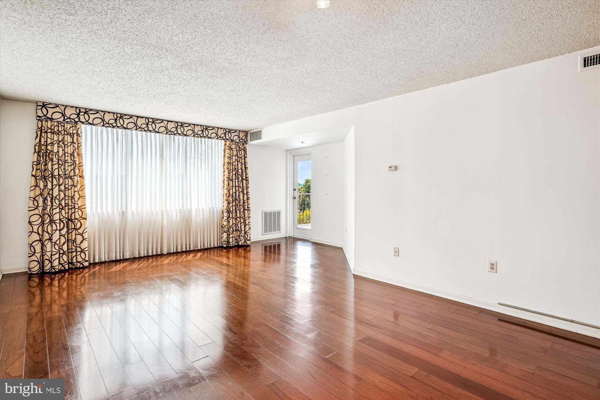 GROSVENOR PARK - Residential