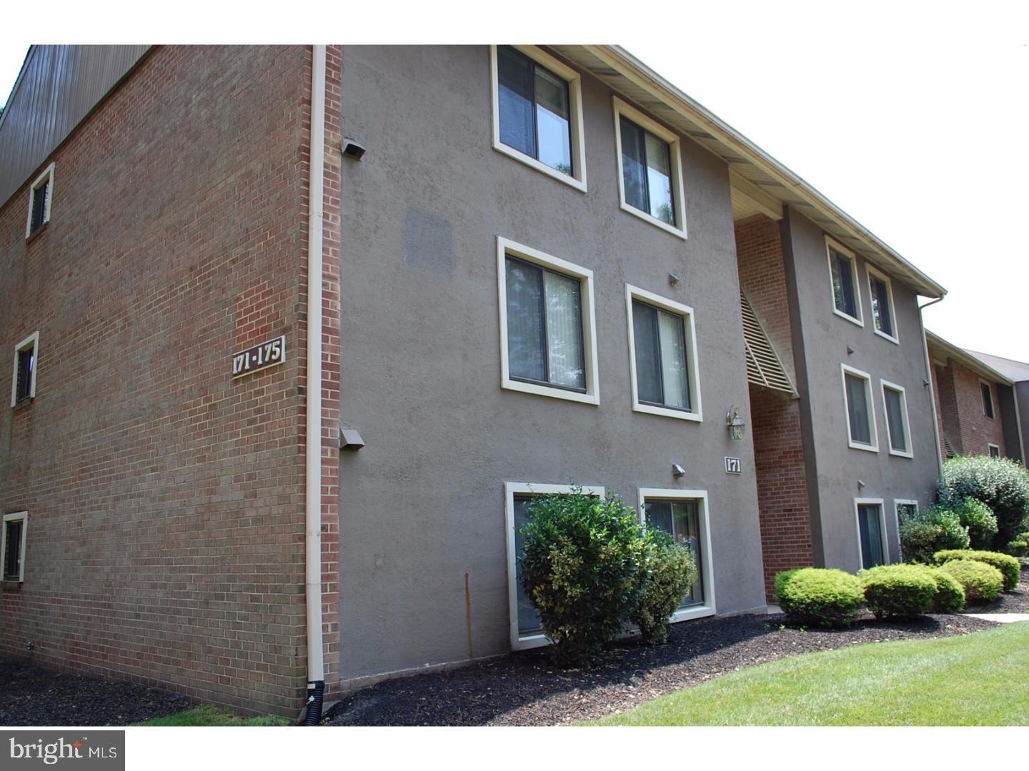 171-1 ECHELON ROAD