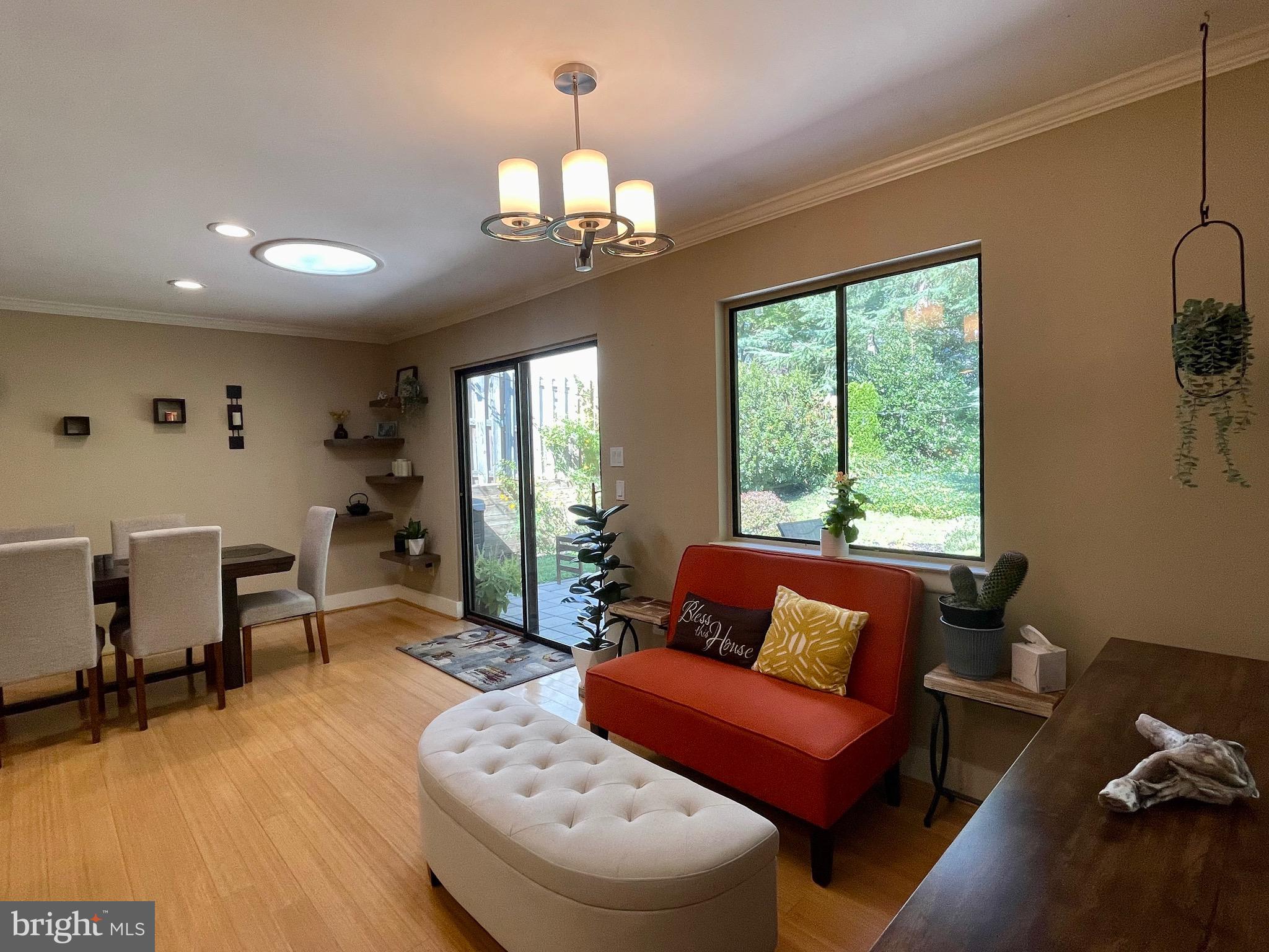 RESTON - Residential Lease