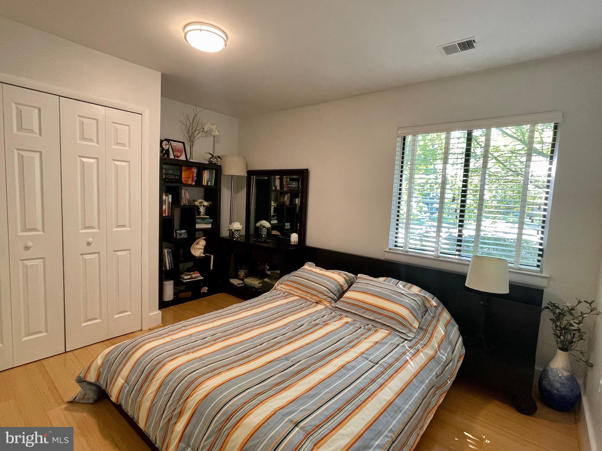 RESTON - Residential Lease