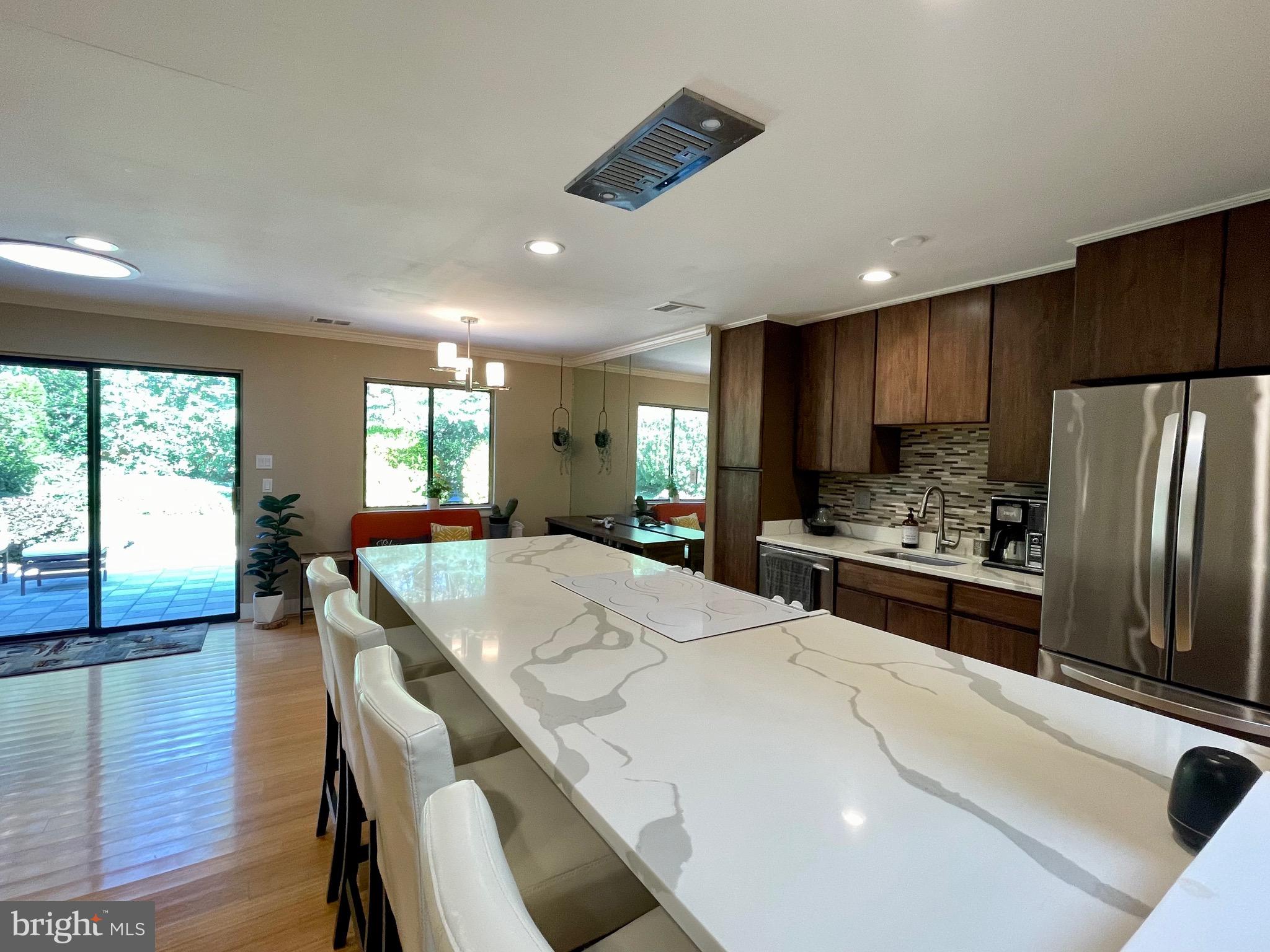 RESTON - Residential Lease