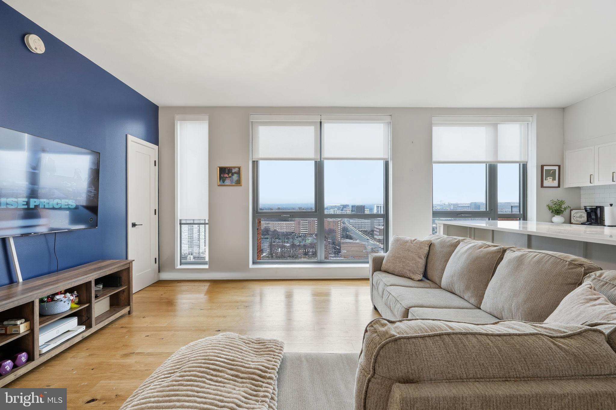 1211 VAN STREET SE 1313