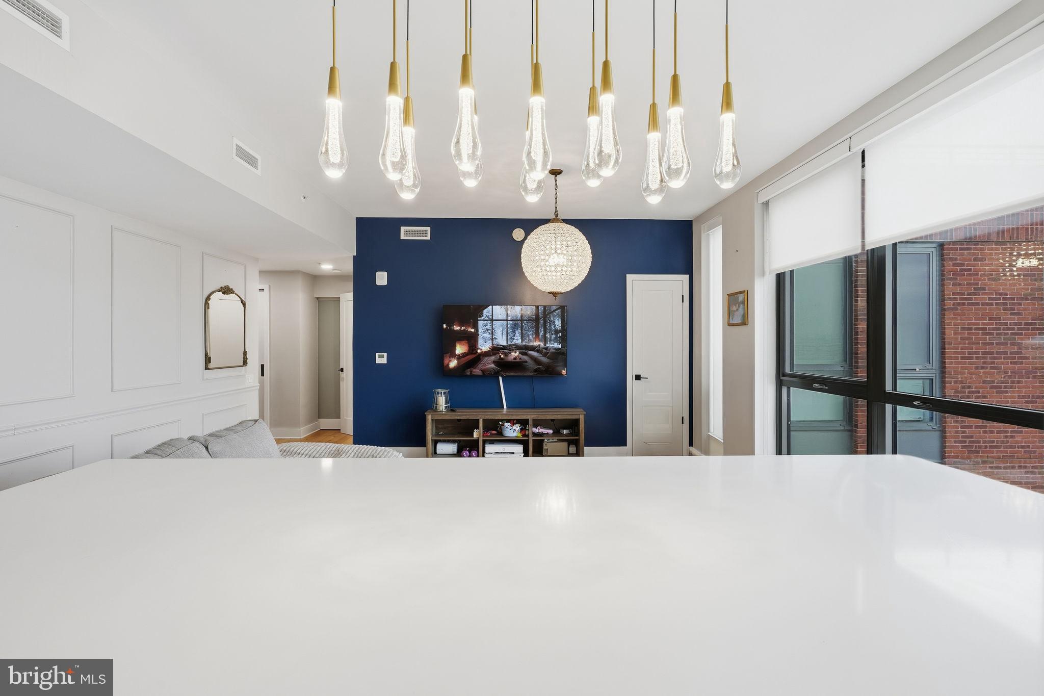 1211 VAN STREET SE 1313