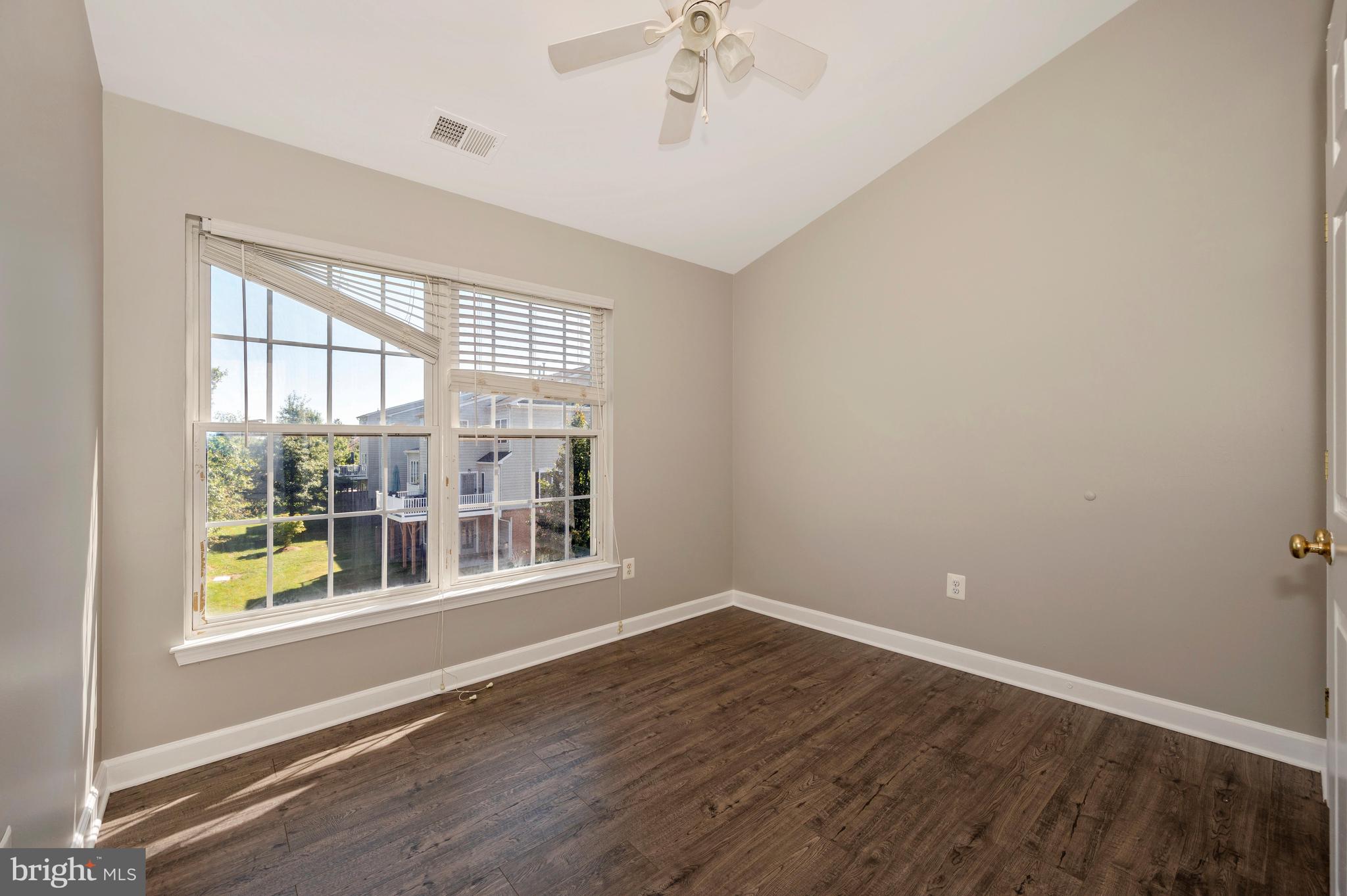 MONTJOY - Residential Lease