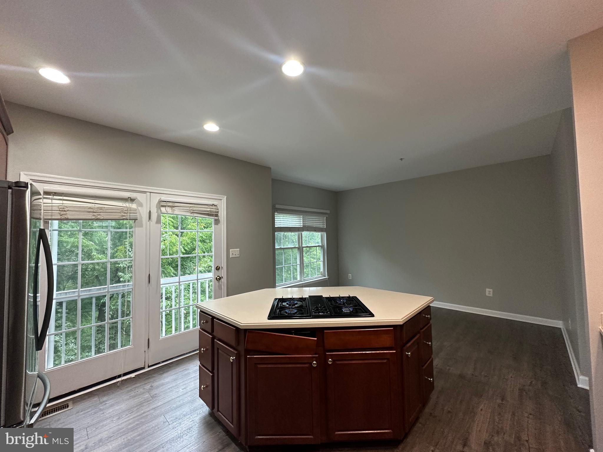 MONTJOY - Residential Lease