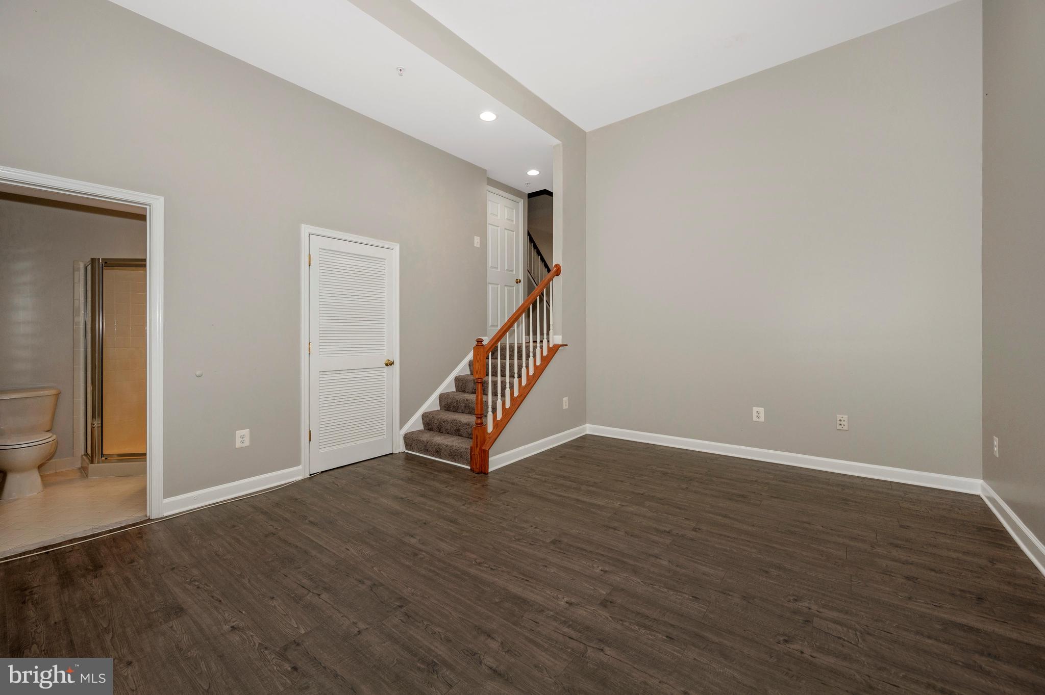 MONTJOY - Residential Lease