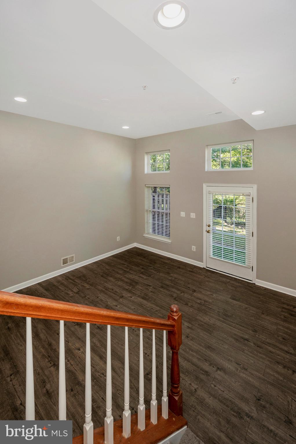 MONTJOY - Residential Lease