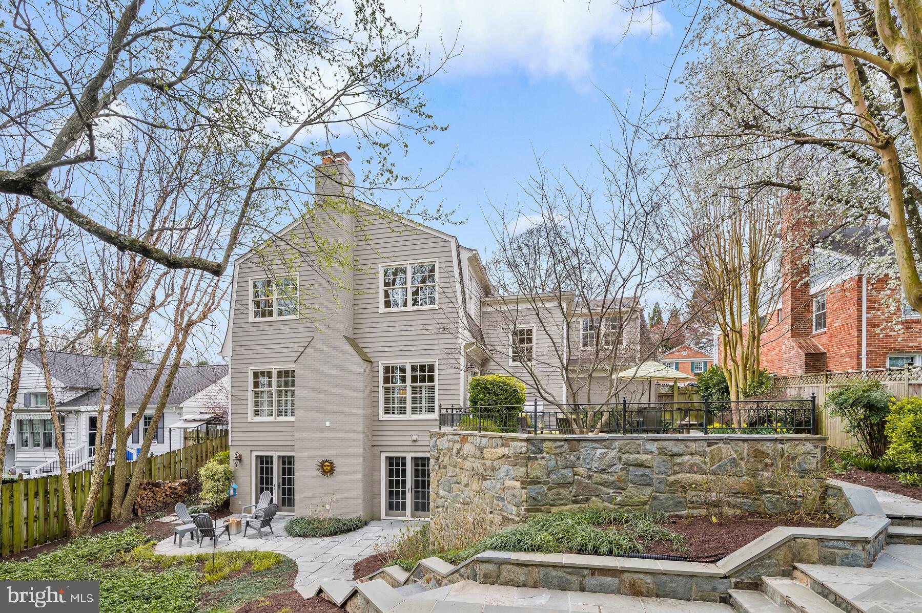 SPRINGFIELD - Residential