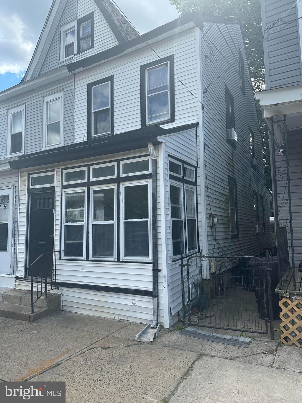 Photo of 51 Vine Street, TRENTON, NJ 08638 (MLS # NJME2065534)