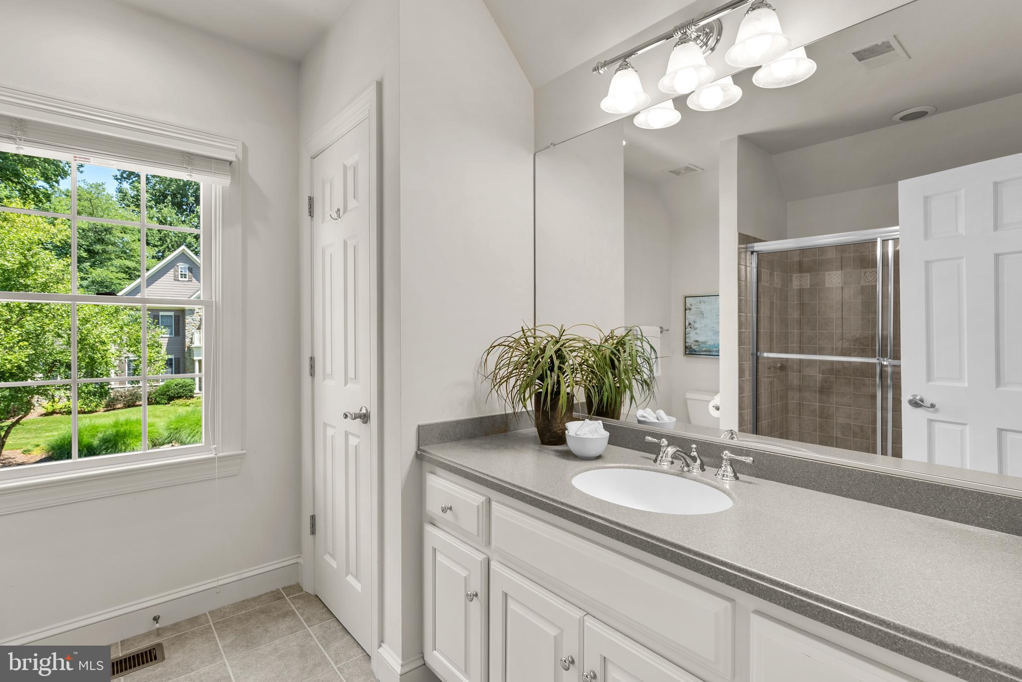 FOX RUN - Residential