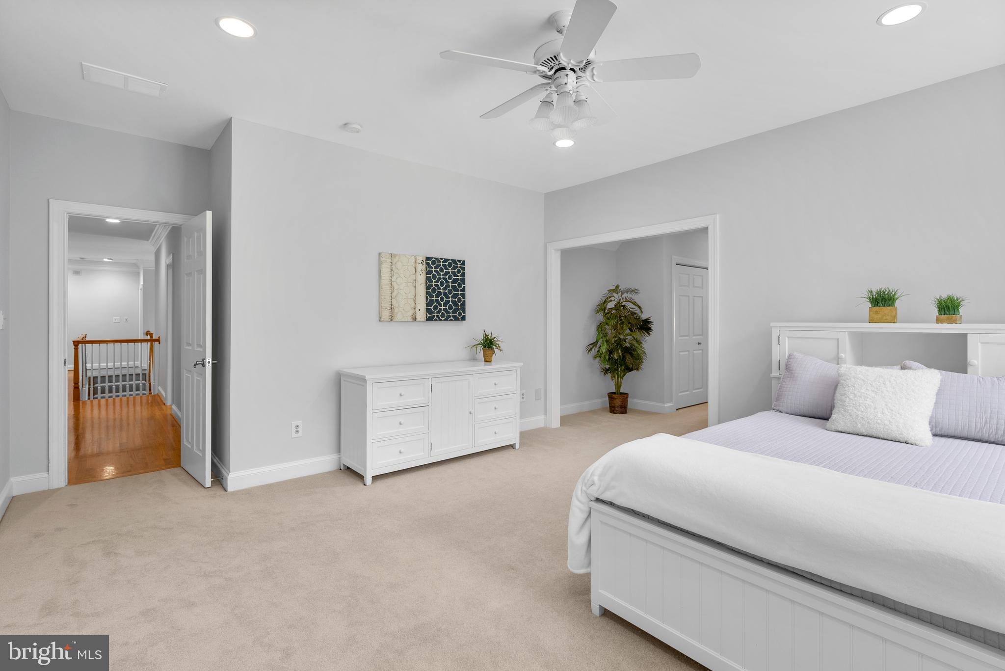 FOX RUN - Residential