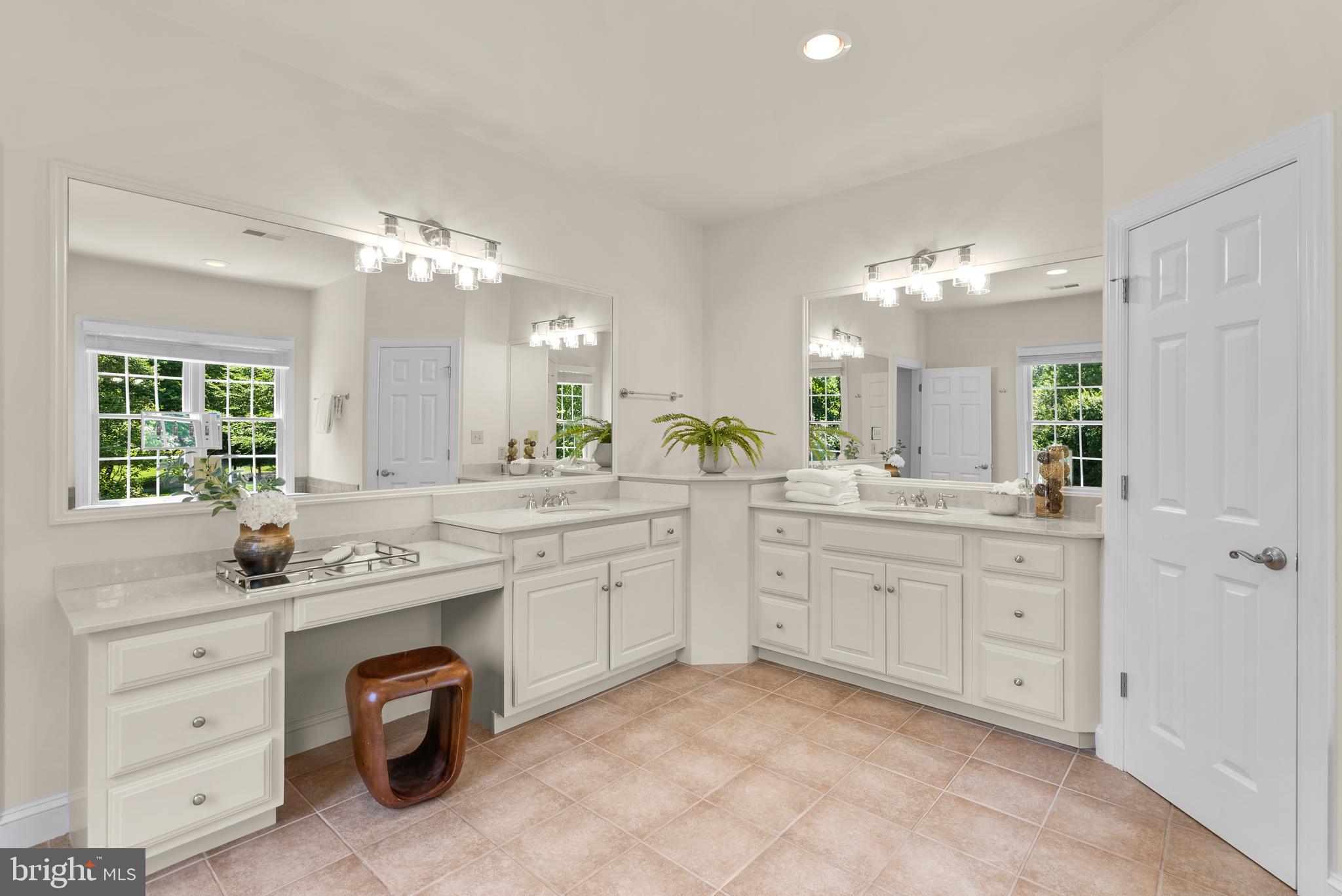 FOX RUN - Residential