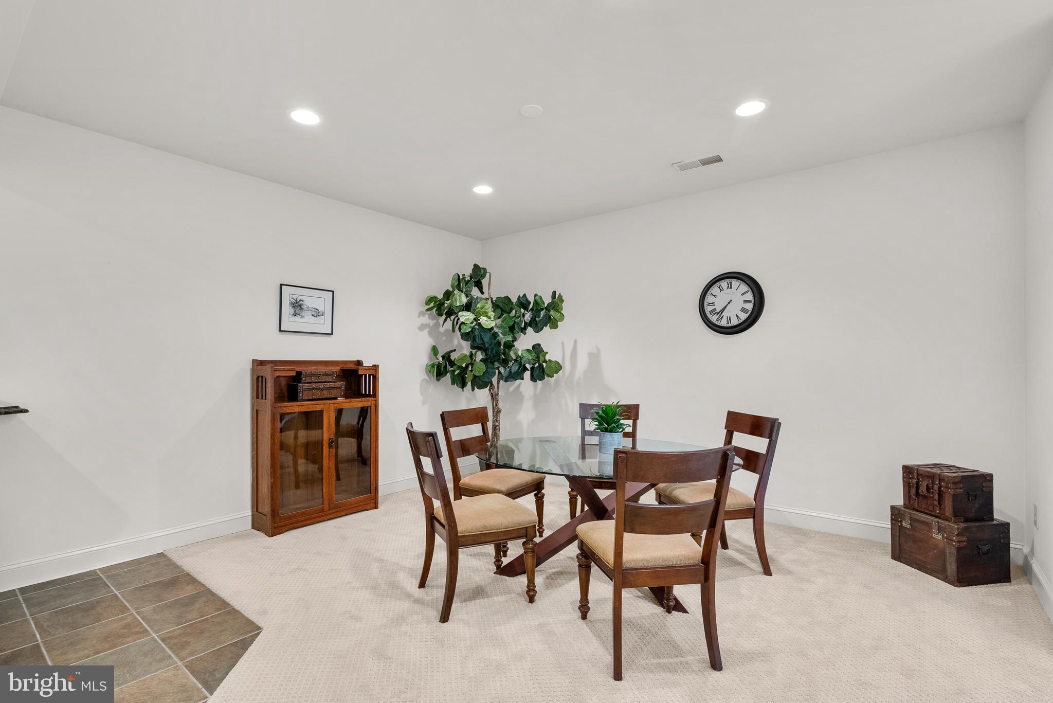 FOX RUN - Residential