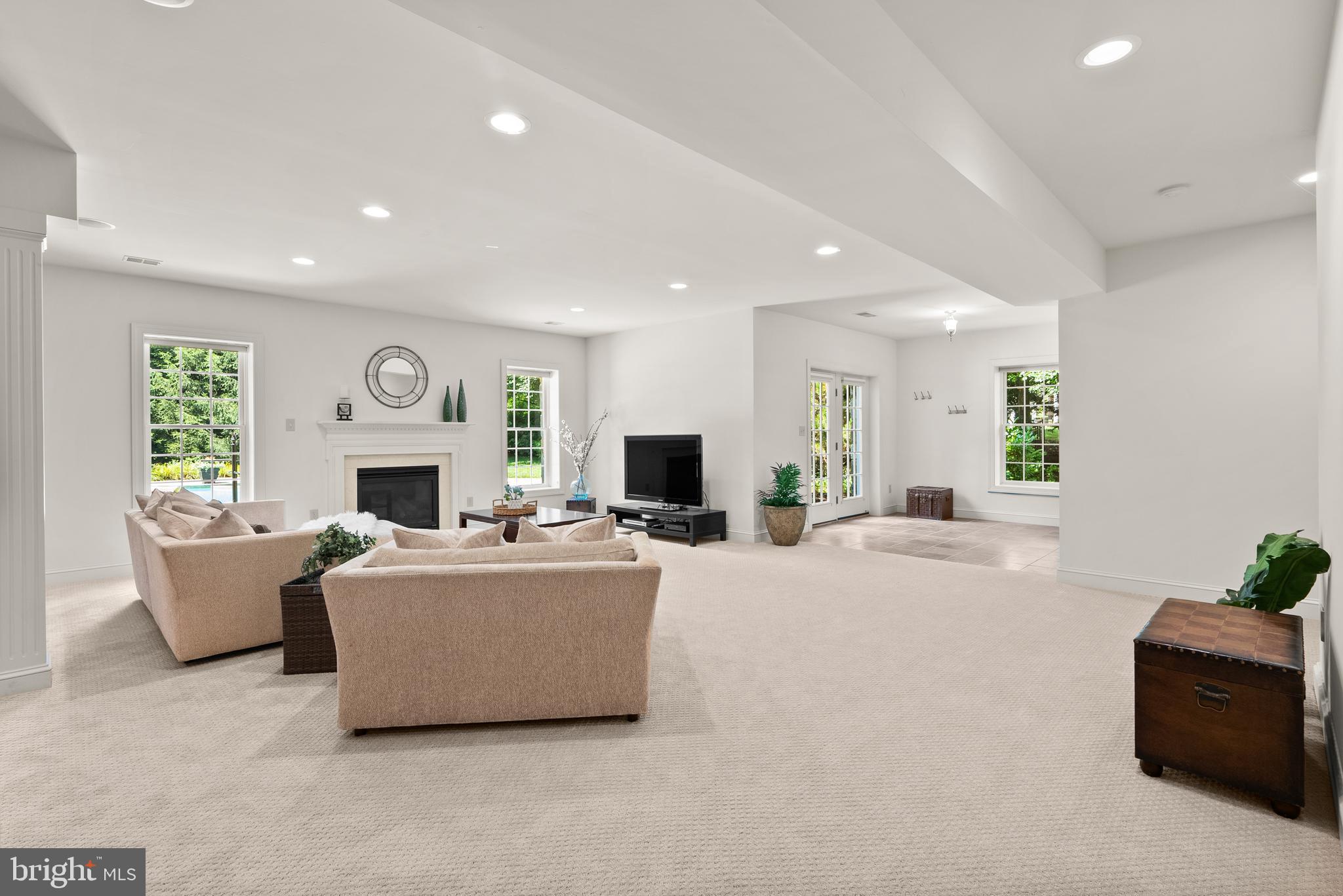 FOX RUN - Residential