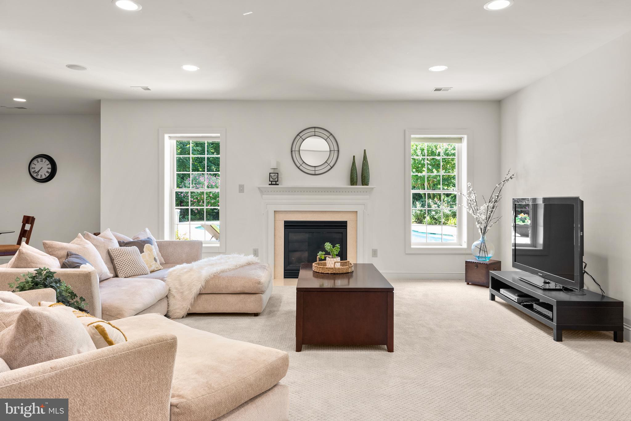 FOX RUN - Residential