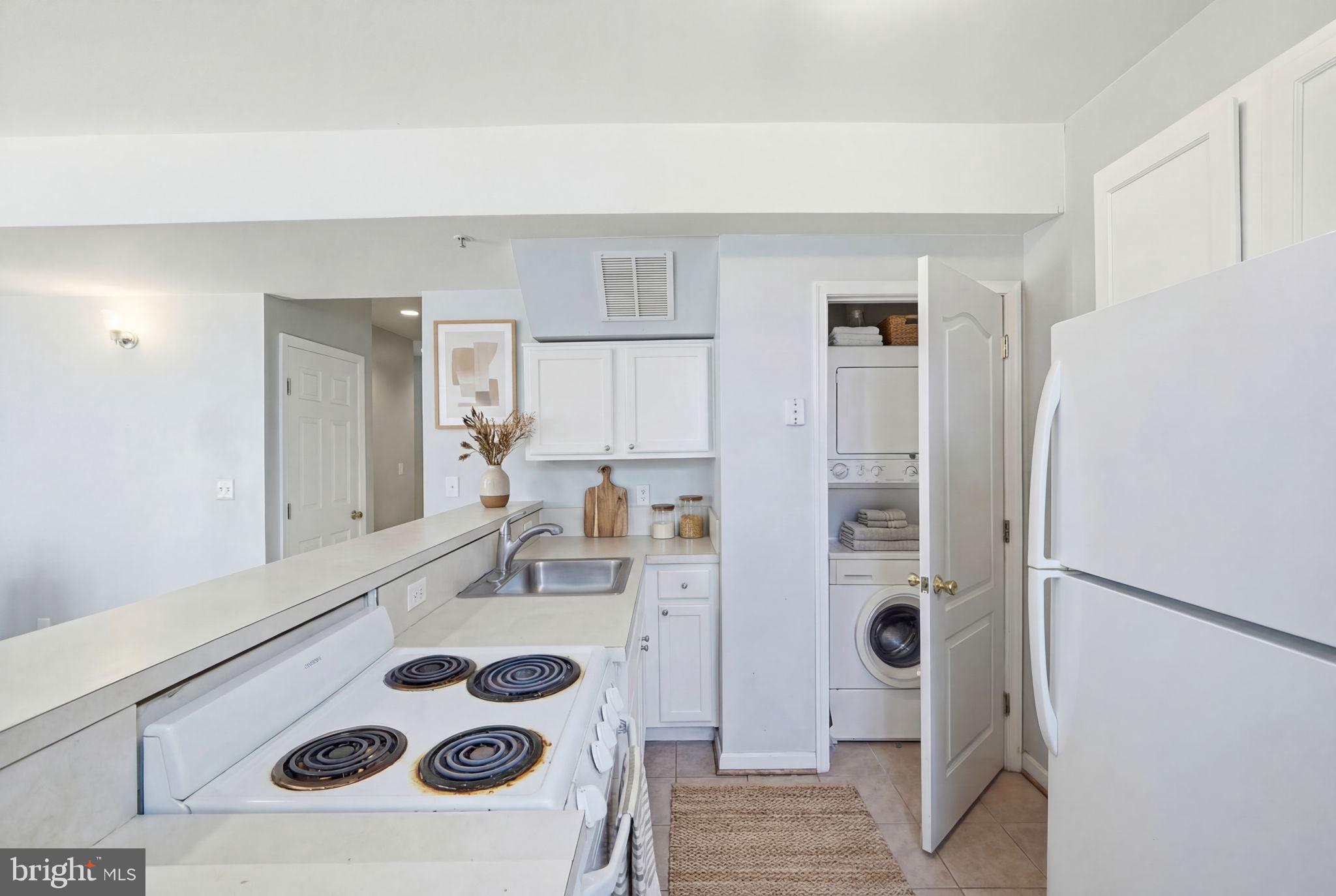 LAKELAND - Residential