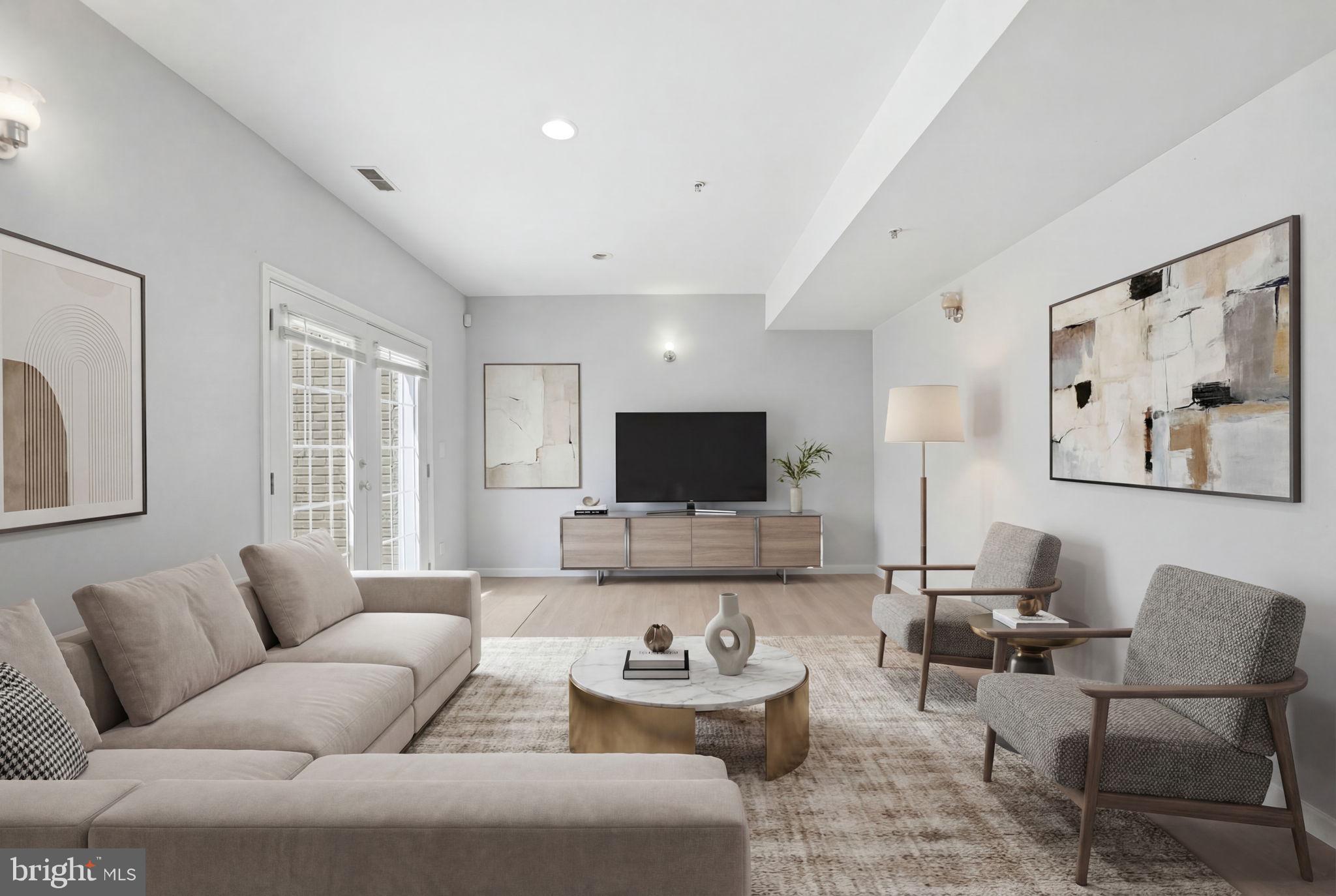 LAKELAND - Residential