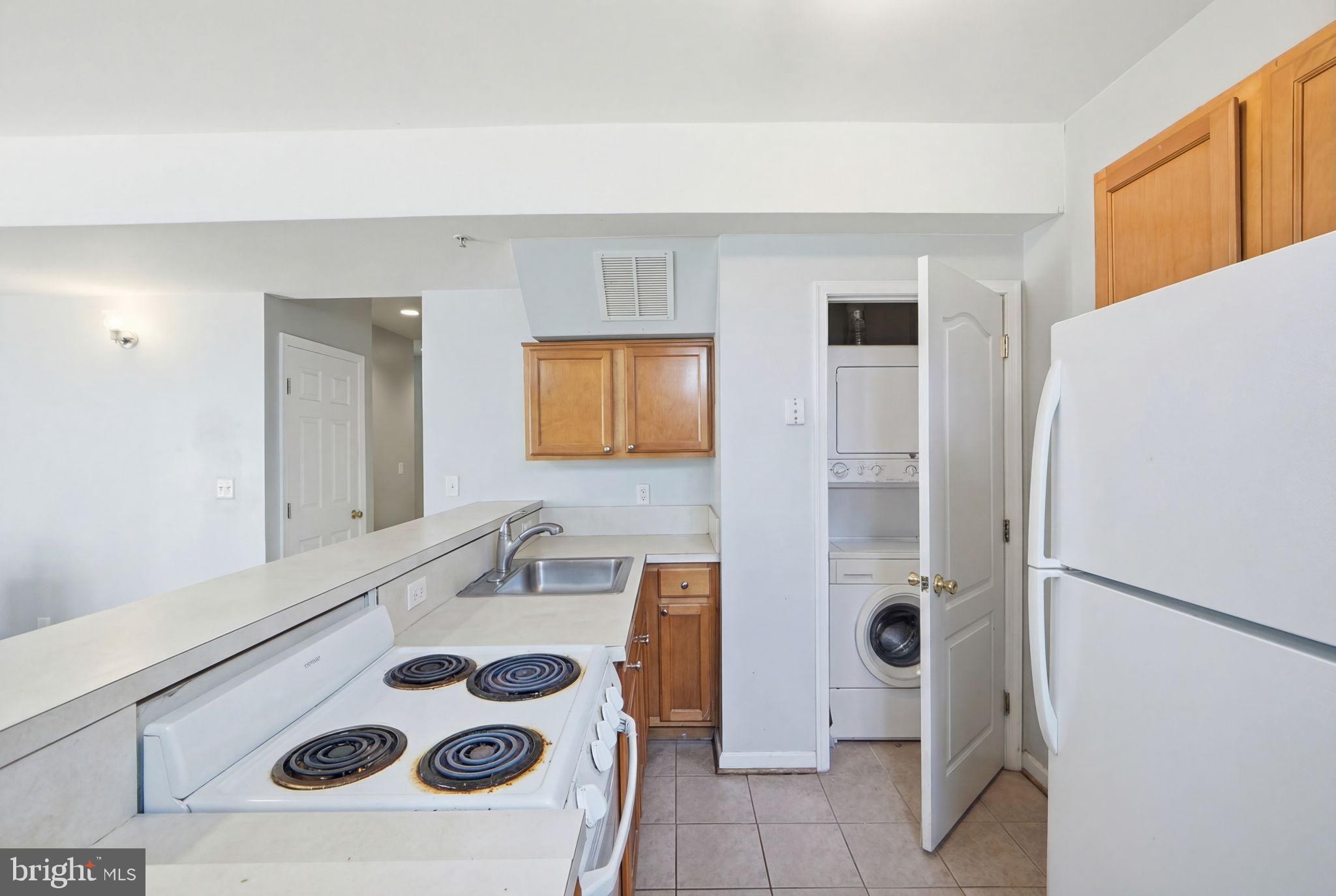 LAKELAND - Residential