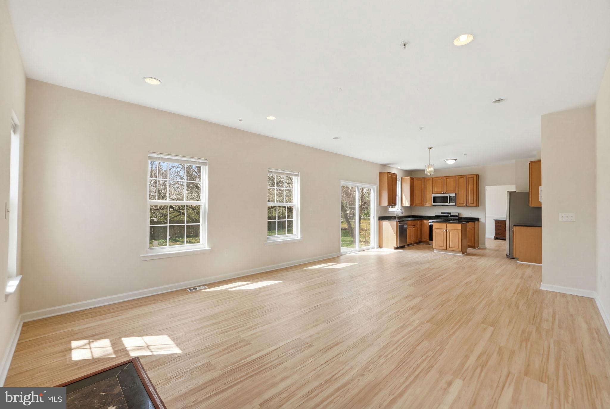 LAKELAND - Residential