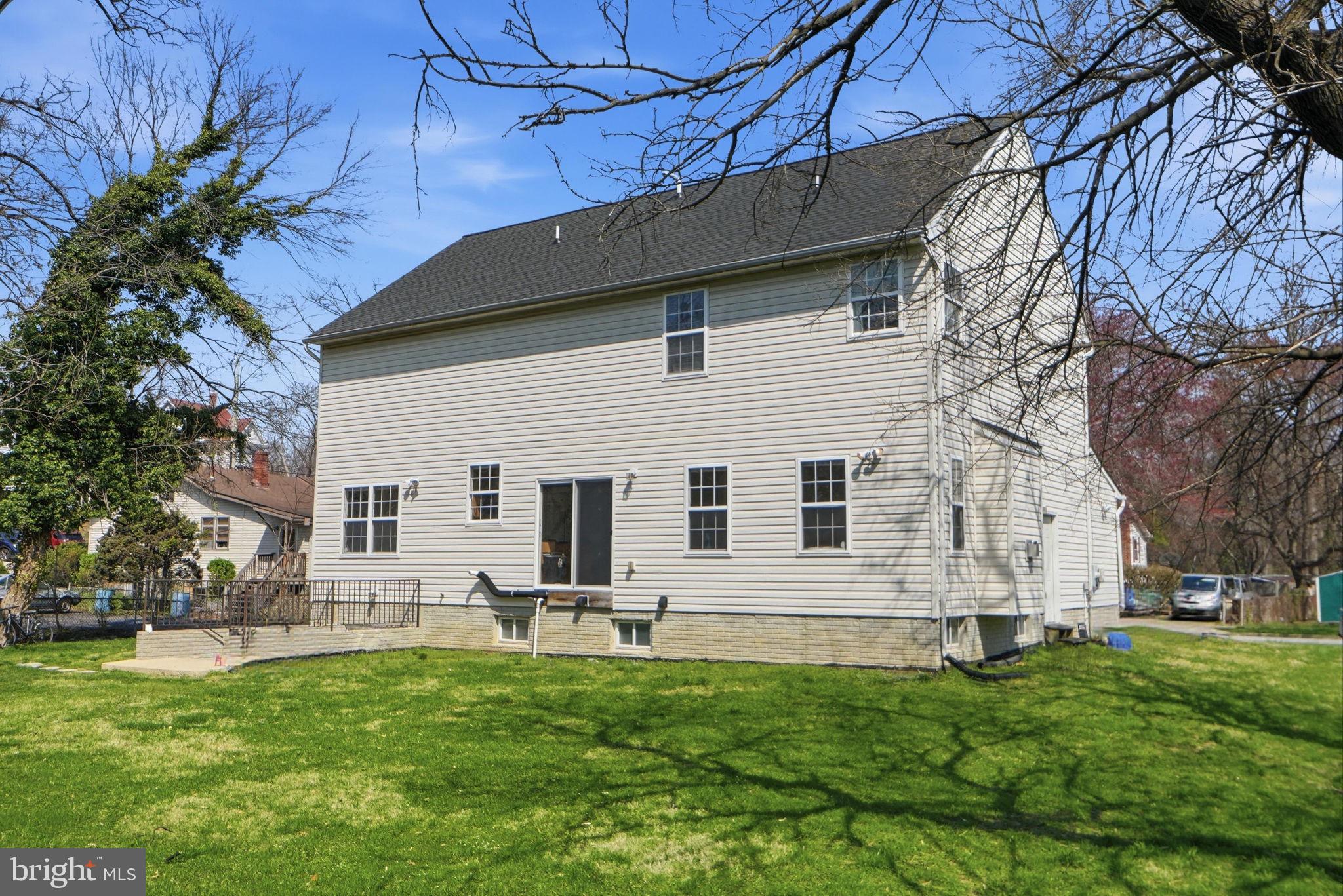 LAKELAND - Residential