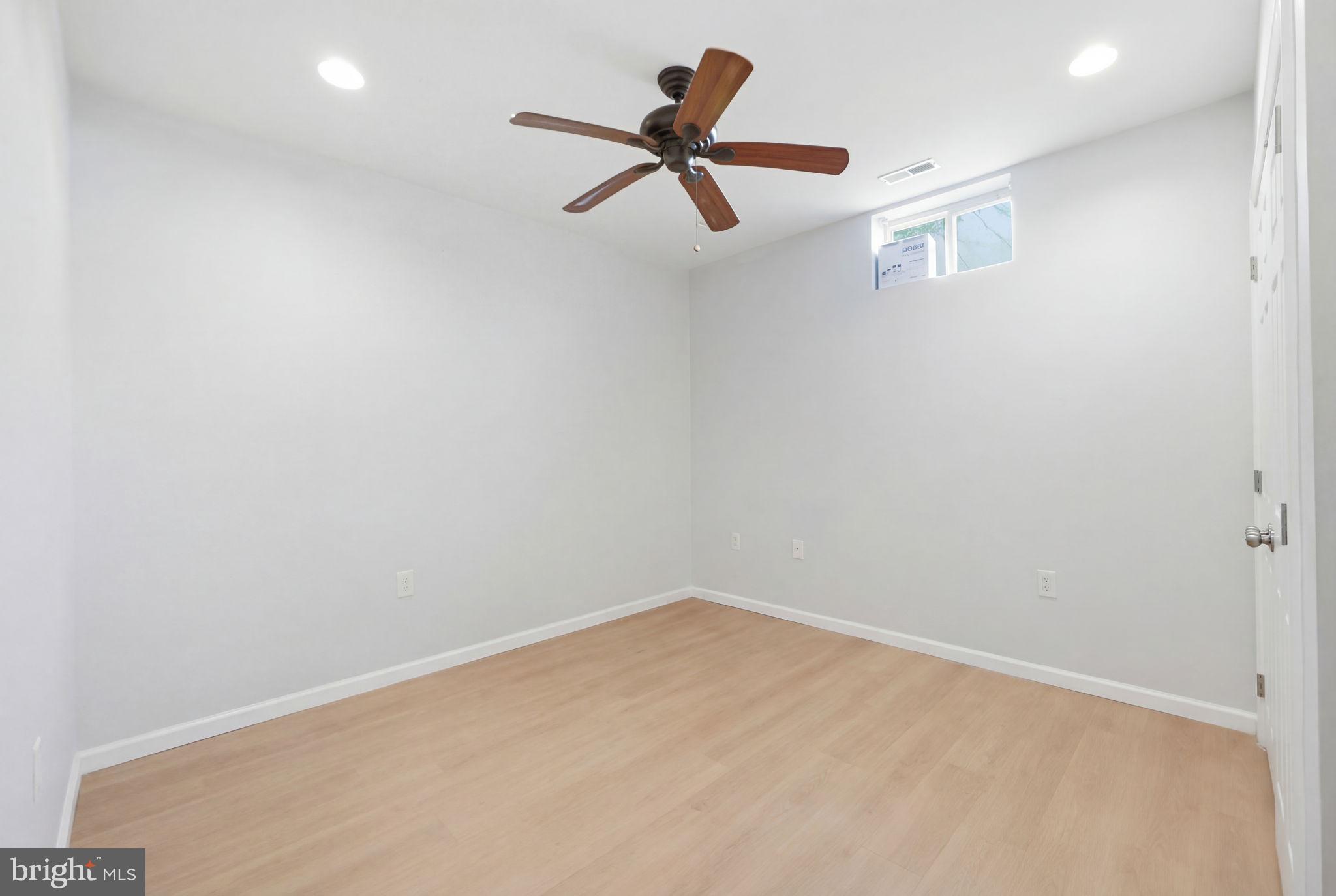 LAKELAND - Residential