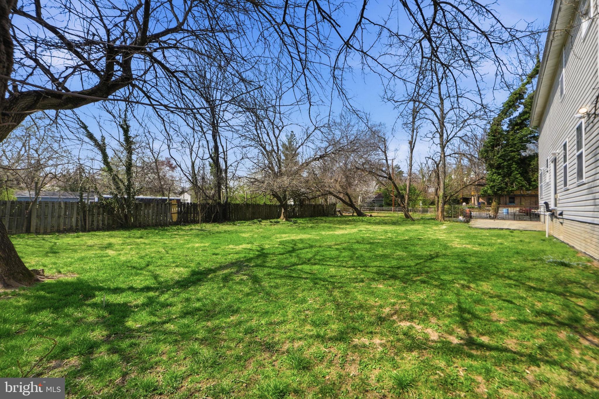 LAKELAND - Residential