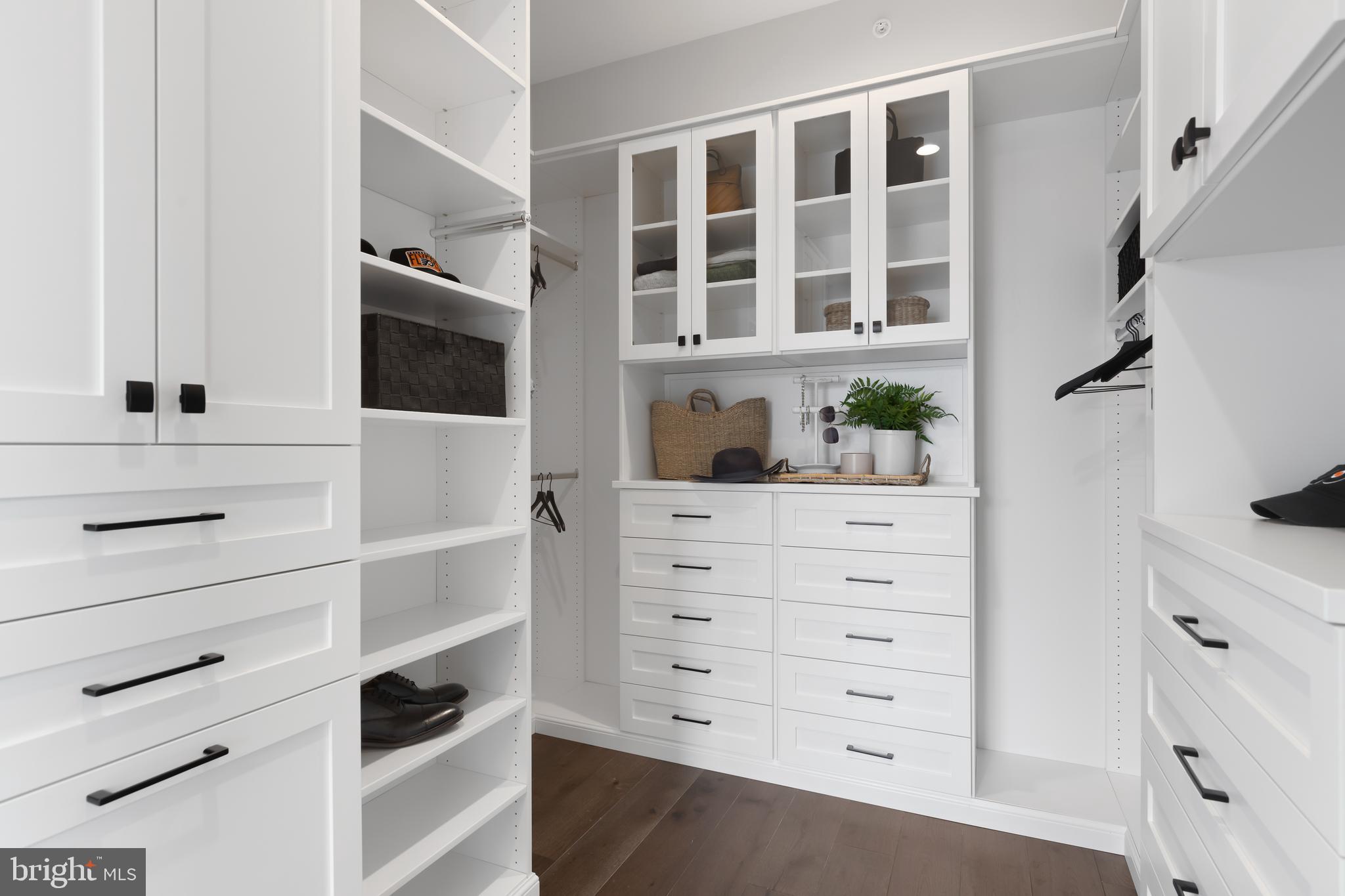 NORTHBANK - Residential