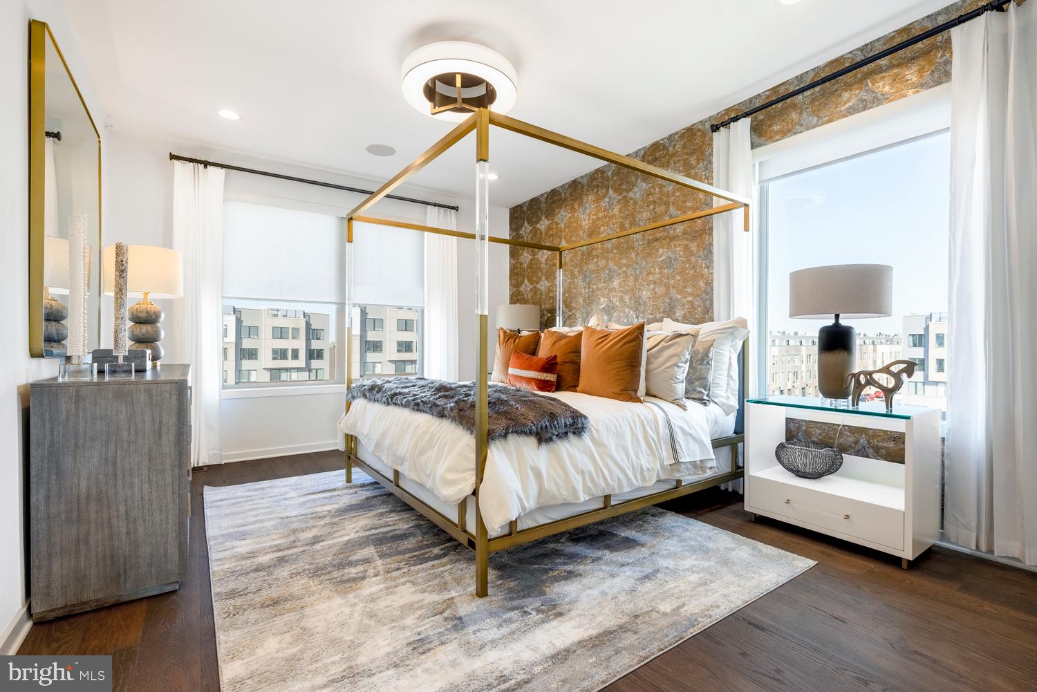 NORTHBANK - Residential