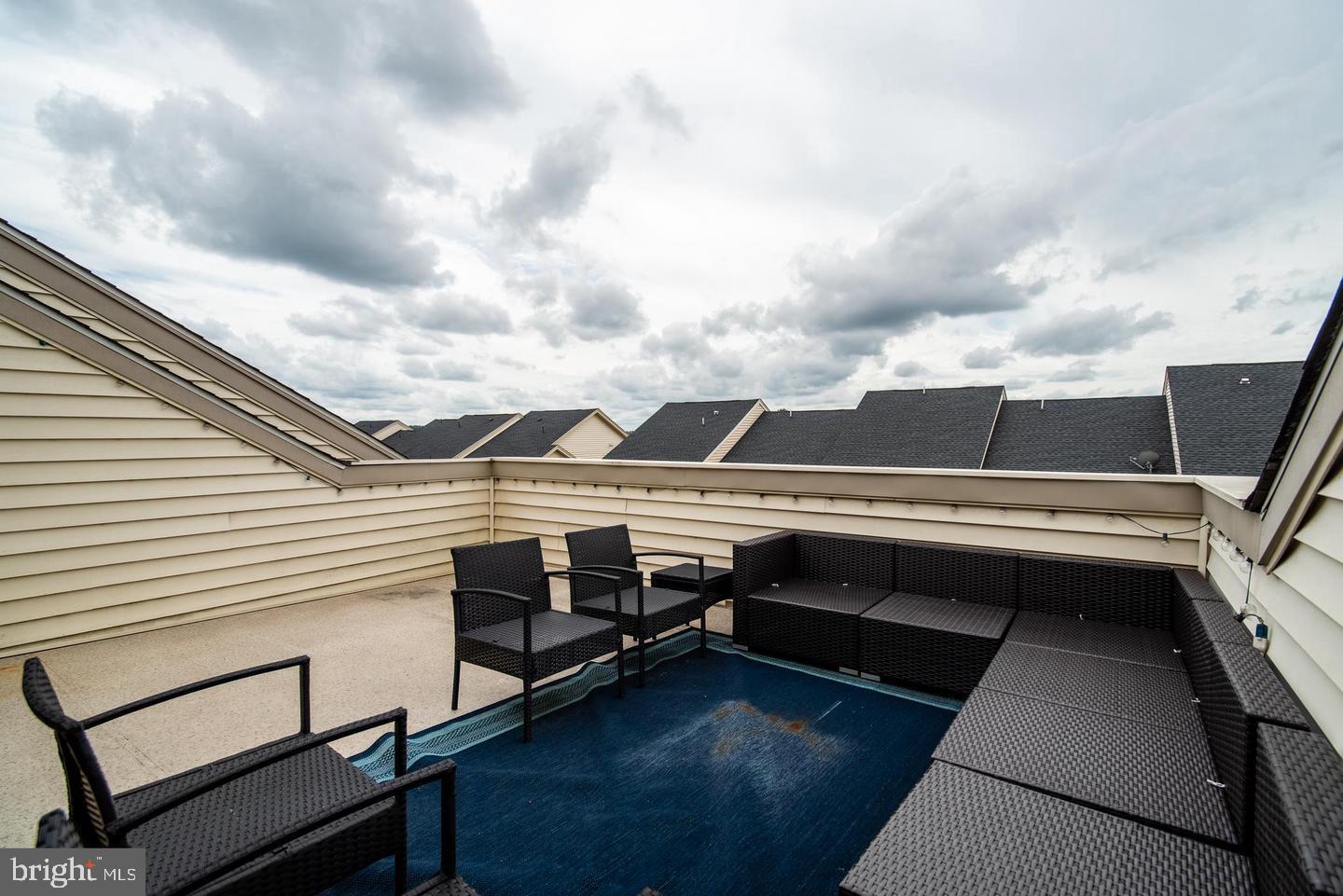 MOOREFIELD - Residential Lease