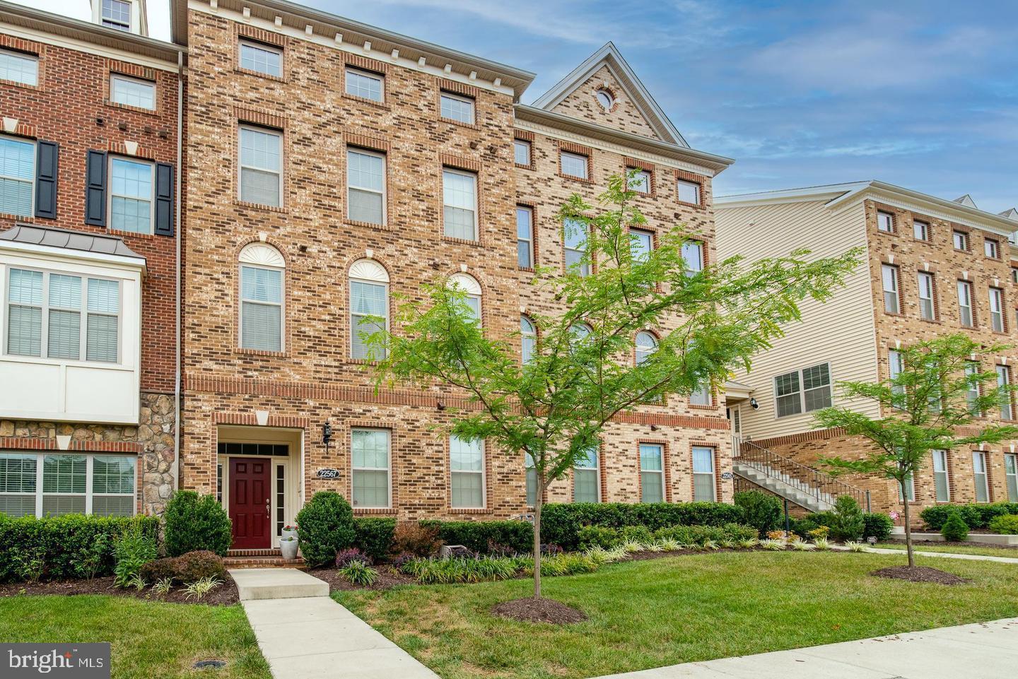 MOOREFIELD - Residential Lease